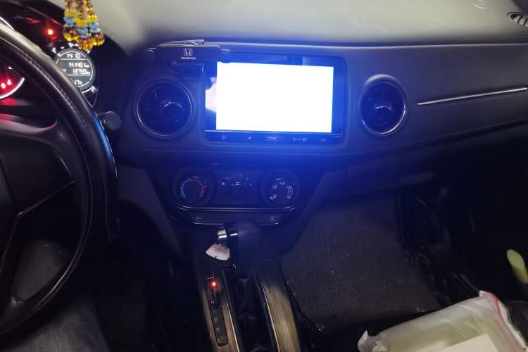 Used Honda XR-V 2017 1.5L LXi CVT Classic Edition Audio And AC Panel