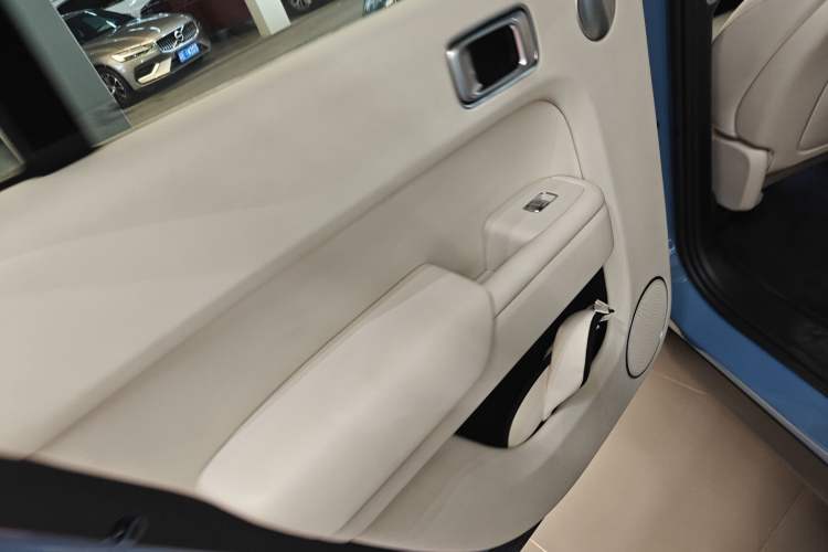 Used Li Auto L7 2023 Air model
