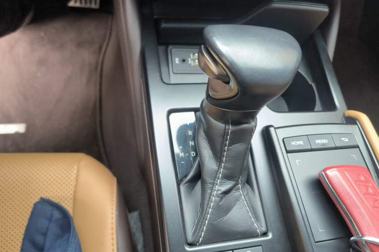 Used Lexus ES 2020 200 Excellence Edition
