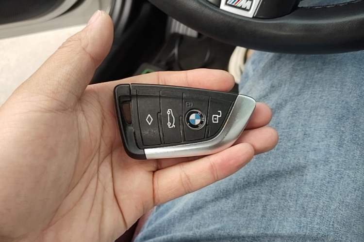 Used BMW i3 2023 eDrive 40 L Midnight Edition
