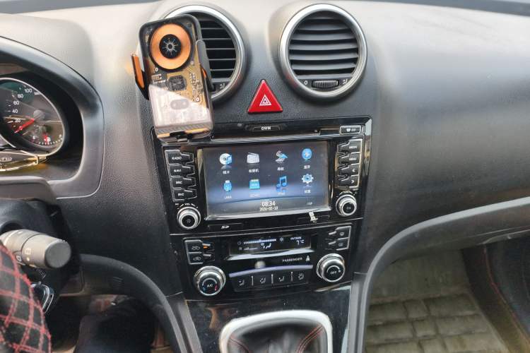 Used Haval H6 2016 Upgraded Model 1.5T Manual Two-Wheel Drive Urban Version