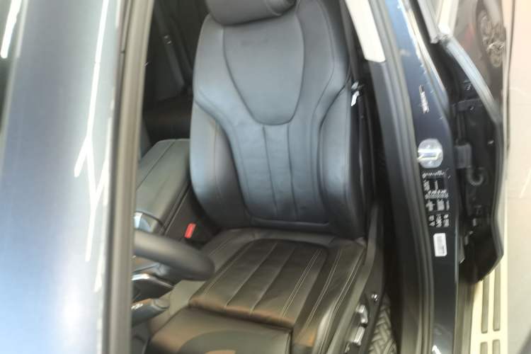 Used BMW X5 2019 xDrive40i Base Model Middle East