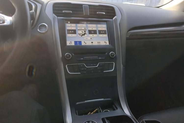 Used Ford Mondeo 2017 EcoBoost 180 Luxury Model