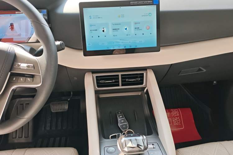 Used BYD Yuan UP 2024 401 km Active Version