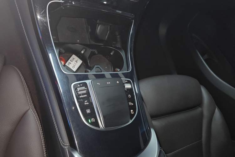 Used Mercedes-Benz GLC 2020 GLC 260 L 4MATIC Dynamic Model
