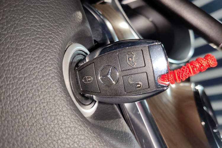 Used Mercedes-Benz V-Class 2021 V 260 Prestige Edition
