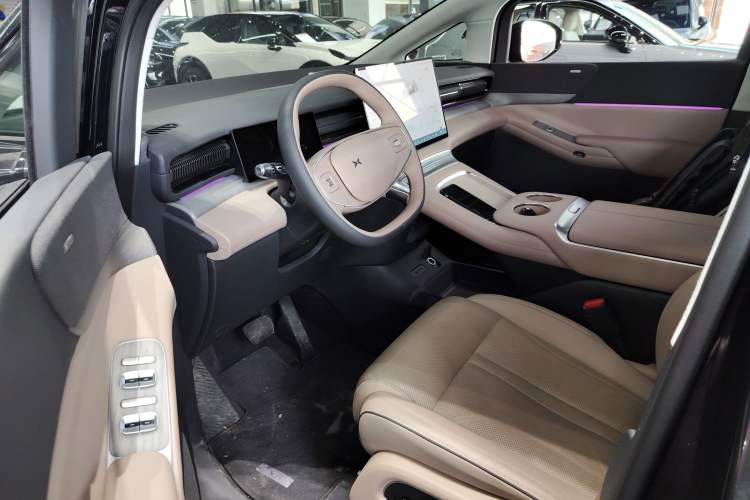 Used XPeng X9 2025 740 Ultra-Long Range Max