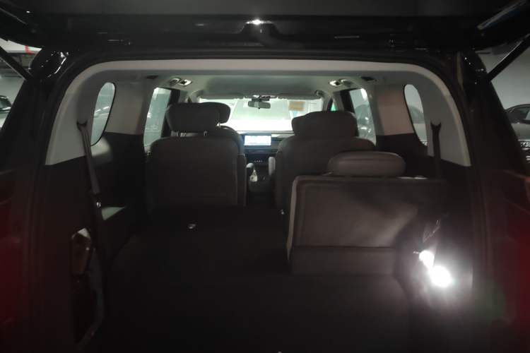 Used SAIC MAXUS Dajia 7 2024 Revised Version Super Hybrid Long-Range Edition Enjoyment Version
