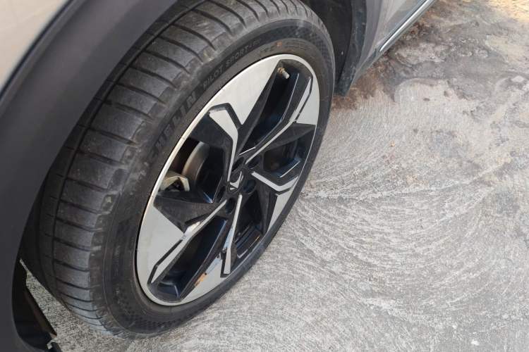 Used ARCFOX Alpha T 2022 653S+ 160kW
