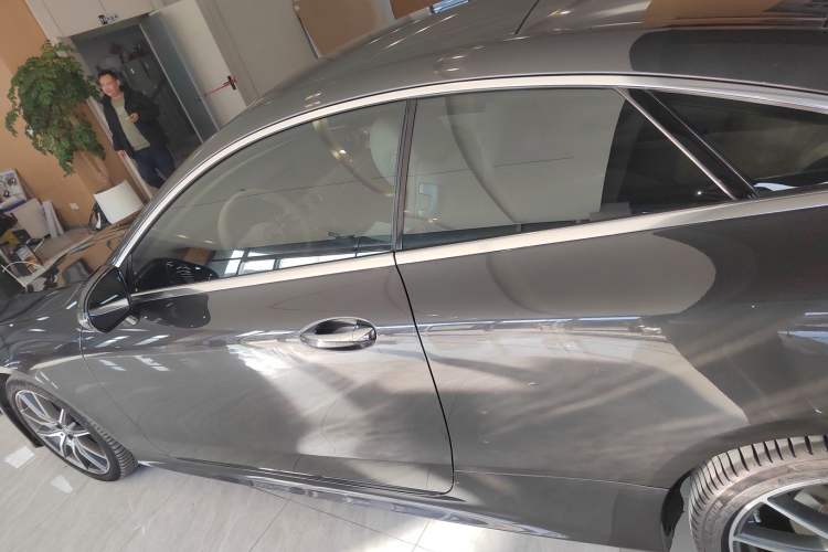 Used Mercedes-Benz E-Class (Import) 2023-Year Restyled E 260 Coupe
