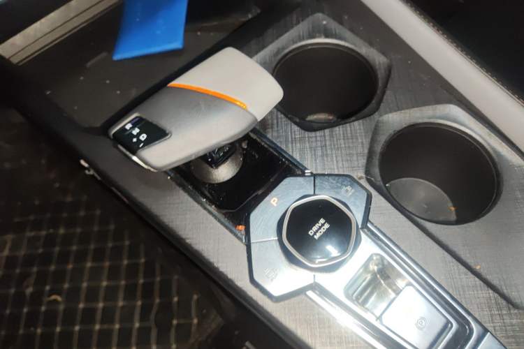 Used CHANGAN UNI-V 2022 1.5T Prestige Version Vehicle Key