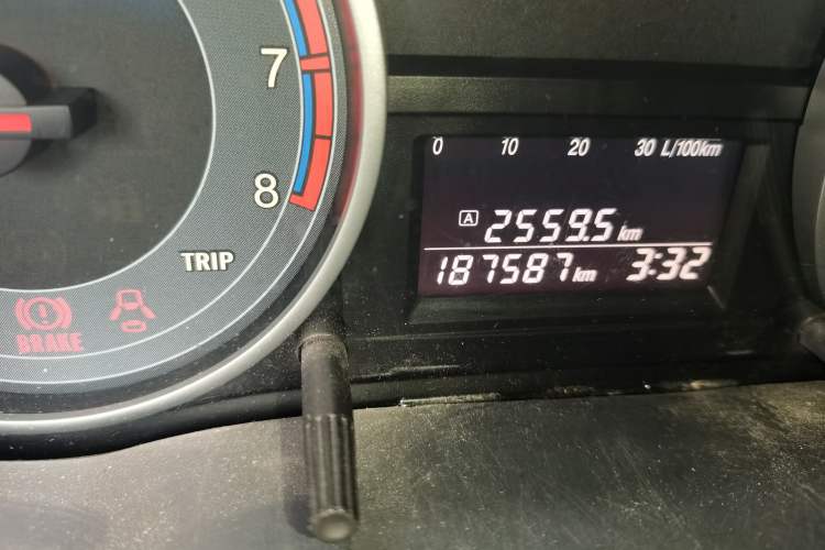 Used Suzuki SX4 2013 1.6L Manual CoolRide Model Odometer Close Up