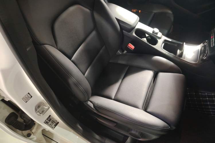 Used Mercedes-Benz B-Class 2015 B 200 Sport Edition
