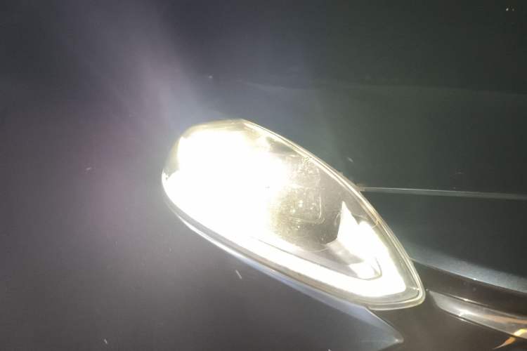 Used Ford Escape 2020 EcoBoost 245 Two-Wheel-Drive Titanium Edition
