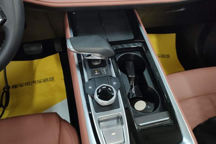 Used CHANGAN CS55PLUS 2024 3rd Generation 1.5T DCT Excellence Model
