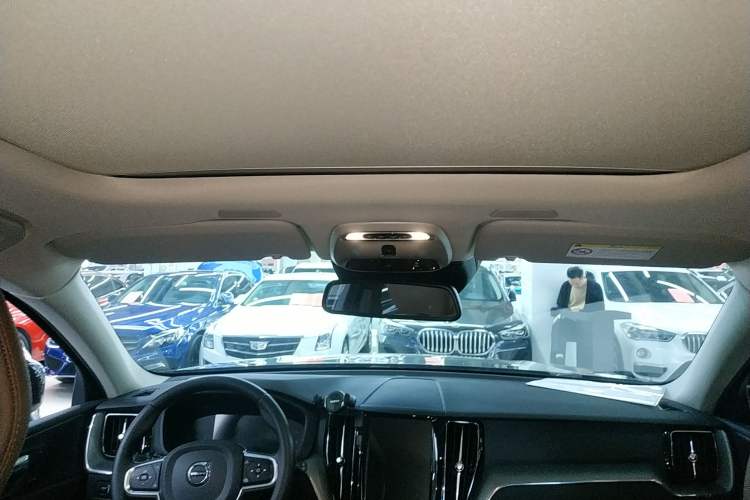 Used Volvo XC60 2020 T5 4x4 Zhiyi Luxury Edition