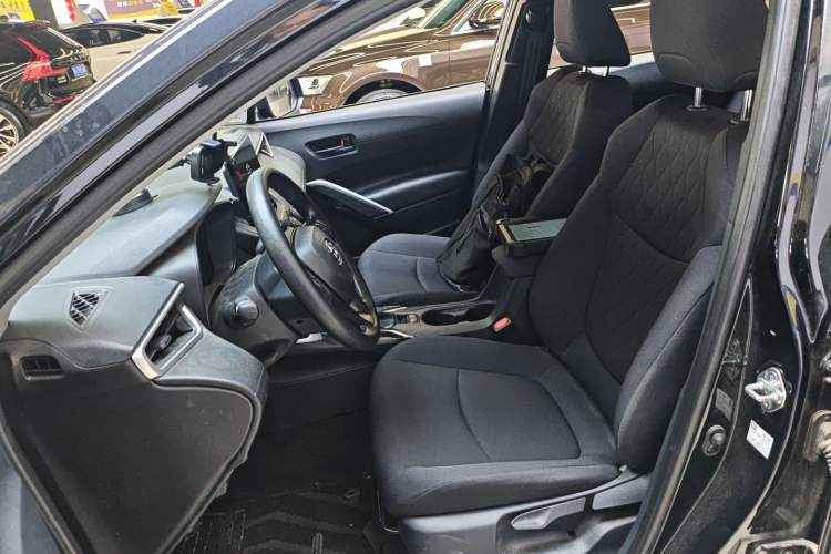 Used Toyota Corolla Cross 2023 2.0L Pioneer Edition Left Front Seat