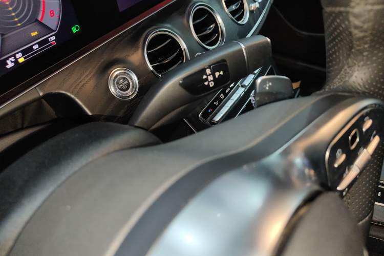 Used Mercedes-Benz E-Class 2019 Restyled E 300 L Sporty and Stylish Edition
