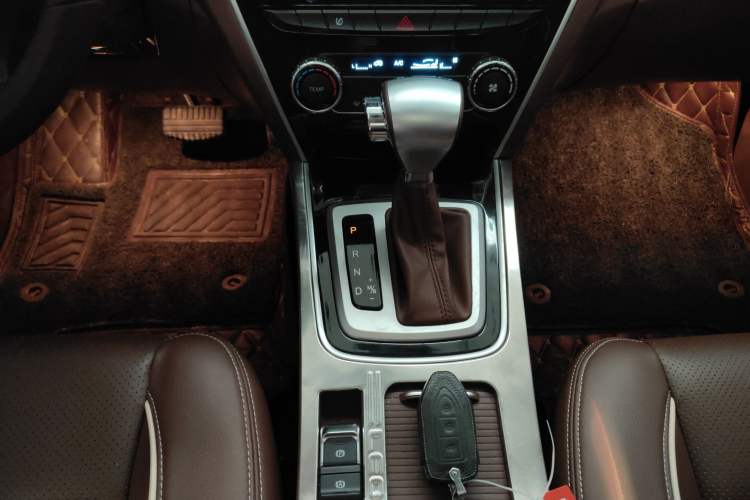 Used Leopaard CS10 2017 2.0T Automatic Urban Version

