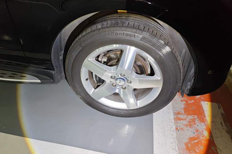 Used Mercedes-Benz M-Class 2014 ML 400 4MATIC Luxury Model