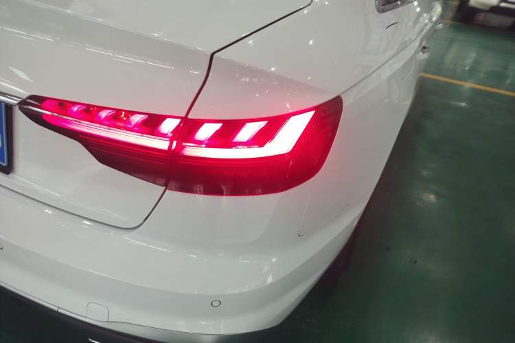 Used Audi A4L 2020 40 TFSI Luxury Dynamic Model