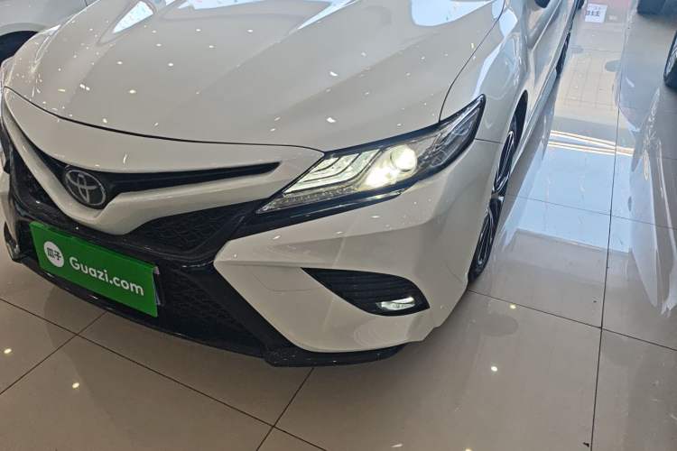 Used Toyota Camry 2018 2.0S FENGSHANG Edition
