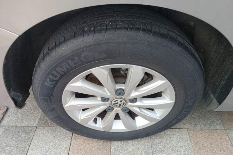 Used Volkswagen Bora 2020 1.5L Manual Fashion Edition
