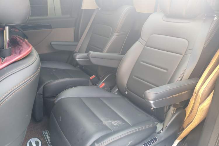 Used GAC Trumpchi E8 2024 Honor Series 2.0L Honor Edition Left Rear Seat