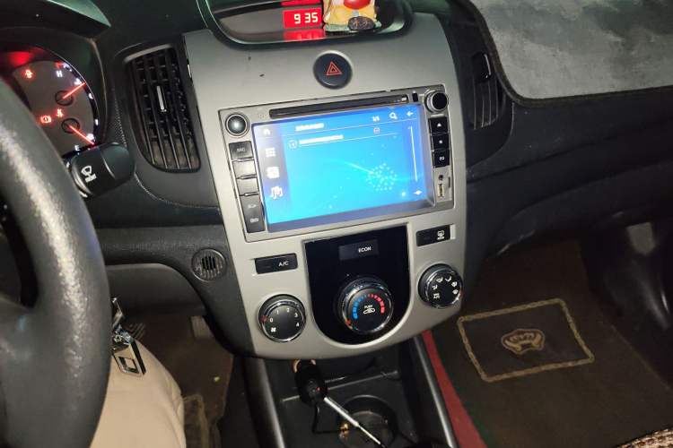 Used Kia Forte 2014 1.6L MT GL
