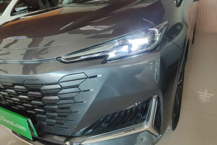 Used Changan UNI-K iDD 2022 Blue Whale iDD 130km 1.5T Excellence Model
