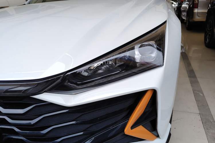 Used Dongfeng Aeolus Yixuan 2024 1.5L Automatic JingSu Edition Left Front Headlight