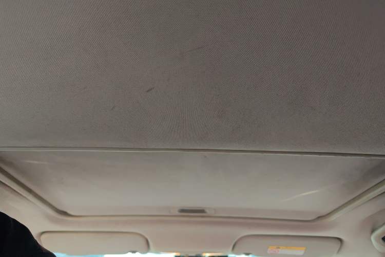 Used Soueast DX3 2016 1.5T CVT Prestige Edition Headliner