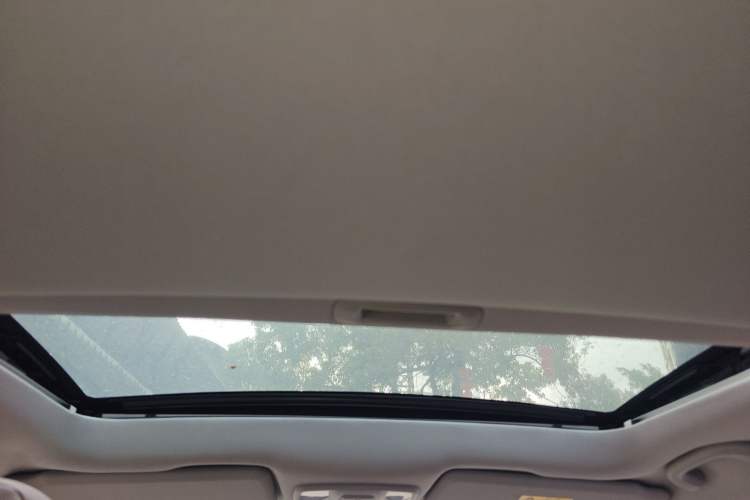 Used BAIC Weiwang S50 2016 1.5T Manual Joyful Luxury Edition
