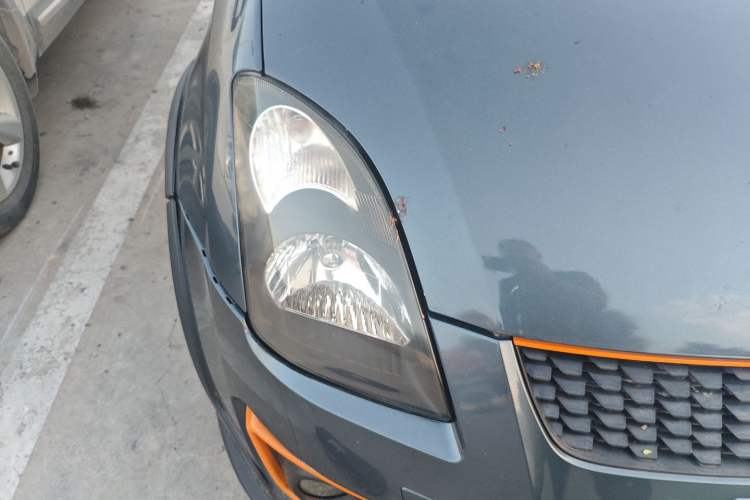 Used Suzuki Swift 2016 1.5L Manual Fashion Edition Cool Play Version
