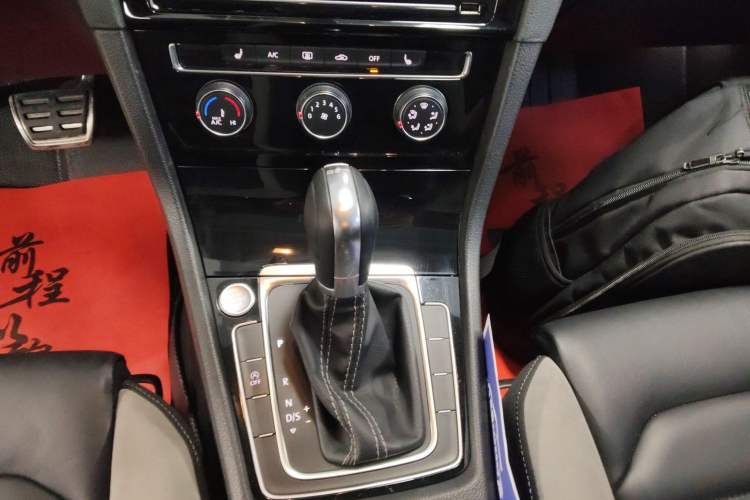 Used Volkswagen Golf 2019 280TSI DSG R-Line Model China V Standard