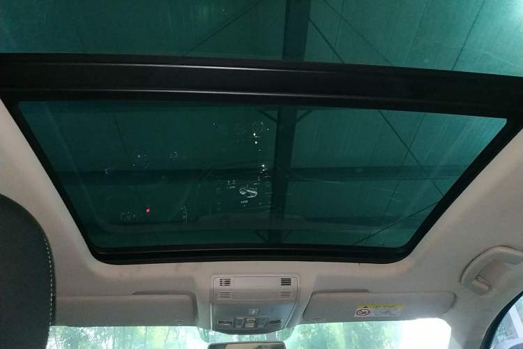 Used Volkswagen T-ROC 2018 280TSI DSG Two-Wheel-Drive Comfort Version China V Standard