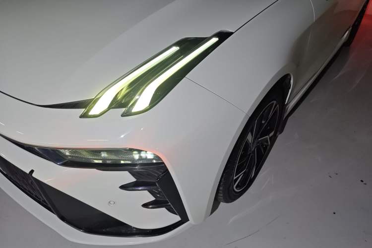 Used Lynk & Co 03 2023 2.0TD DCT JingPro
