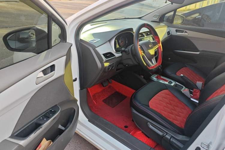 Used Chevrolet Lova RV 2016 1.5L Automatic Comfort Edition