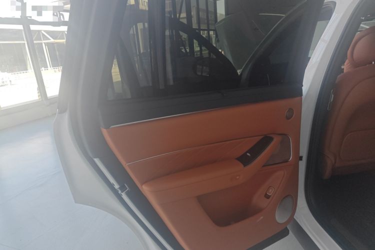 Used Hima AITO M8 2025 Extended-Range Max+ Version 53.4 kWh 5-Seater Edition