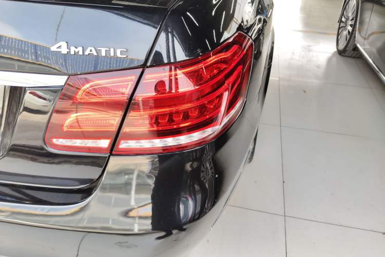 Used Mercedes-Benz E-Class 2015 E 320 L 4MATIC Exterior 3