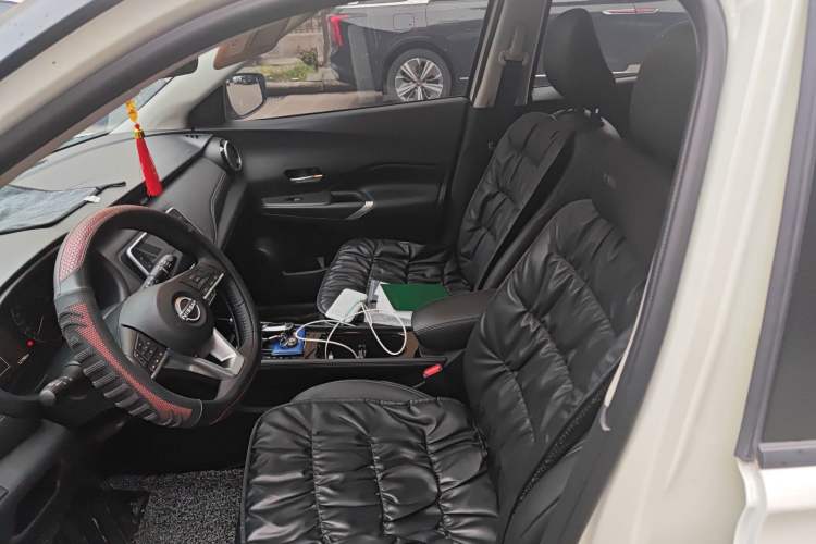 Used Nissan Kicks 2023 Jingqing Edition 1.5L Unleash Pure "Jing" – The Luxurious Version Left Front Seat