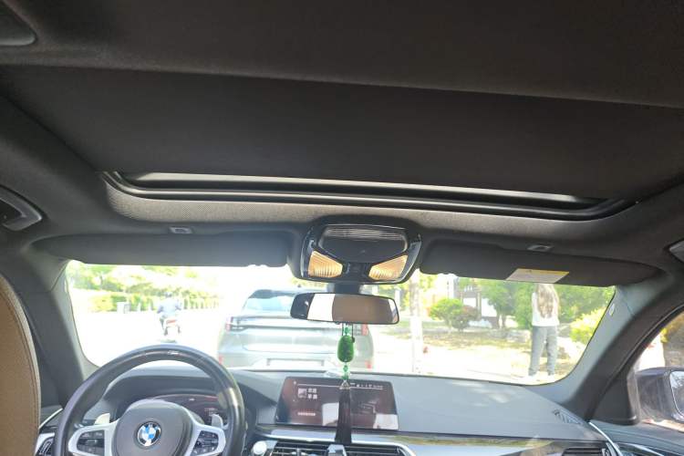 Used BMW 5 Series 2020 530Li Leading Model M Sport Package