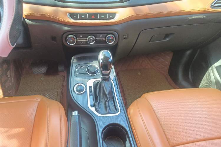 Used Chery Tiggo 7 2016 2.0L CVT YAOZHEN Edition