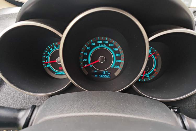 Used CHANGAN Eado 2012 1.6L Manual Luxury Version China IV Standard