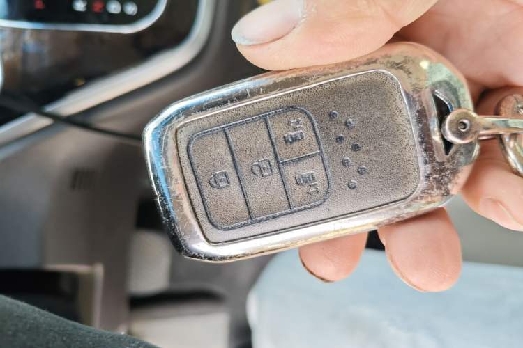 Used Honda Odyssey 2015 Revised 2.4L Luxury Edition