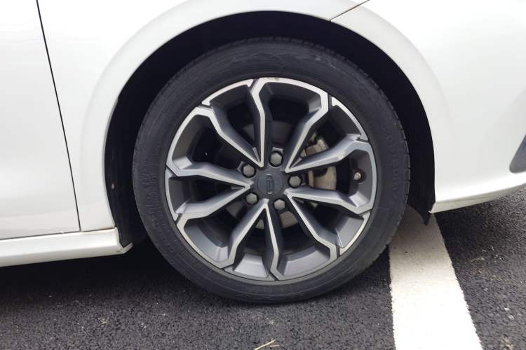 Used Geely Auto Binray 2021 1.4T CVT Asian Games Edition
