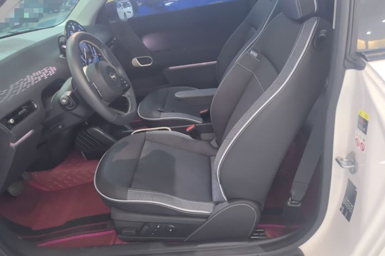 Used MINI Electric COOPER 2024 452km COOPER SE Artist