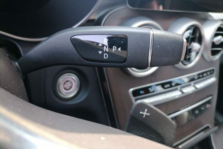 Used Mercedes-Benz GLC 2022 GLC 260 L 4MATIC Luxury Model Gear Lever
