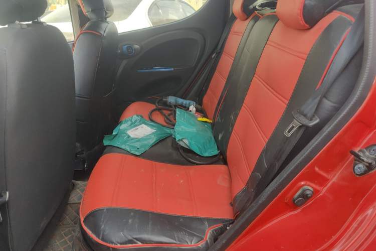 Used JMEV E200L 2018 E200L Standard Model (250 km)
