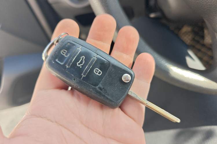 Used Volkswagen Jetta 2013 1.6L Manual Fashion Edition
